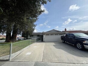 Building Photo - 1082 Durness Pl