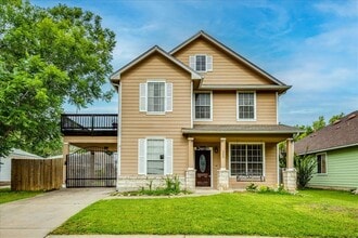 Building Photo - 260 Tobin Dr