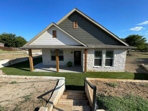 Building Photo - 12604 Plassmeyer Pl