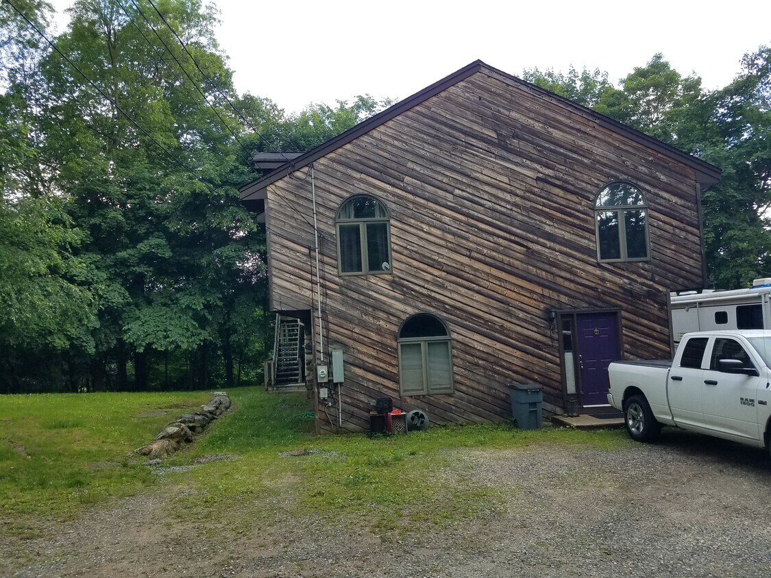 12 Windbeam Ave, Ringwood, NJ 07456 House Rental in Ringwood, NJ