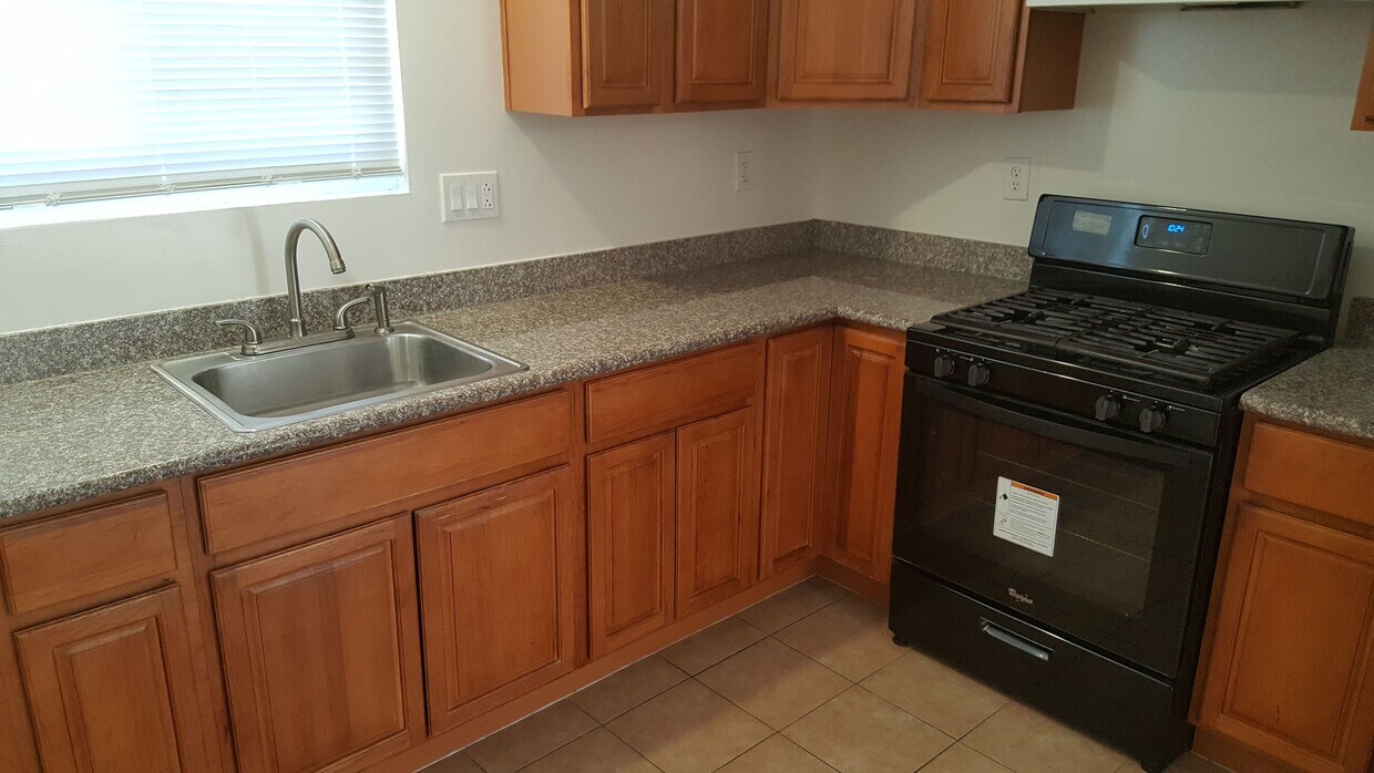 Foto principal - 1448 88th Ave