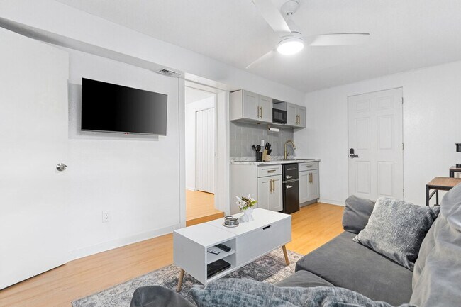 Foto del edificio - 3903 E Powhatan Ave