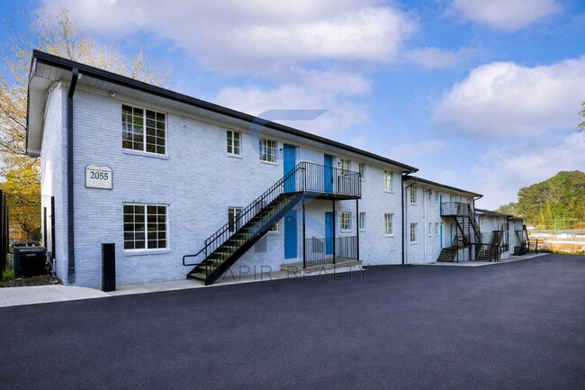 Freshly Updated 2BR/1.5BA with All-Electric Living - Freshly Updated 2BR/1.5BA with All-Electric Living Apartment