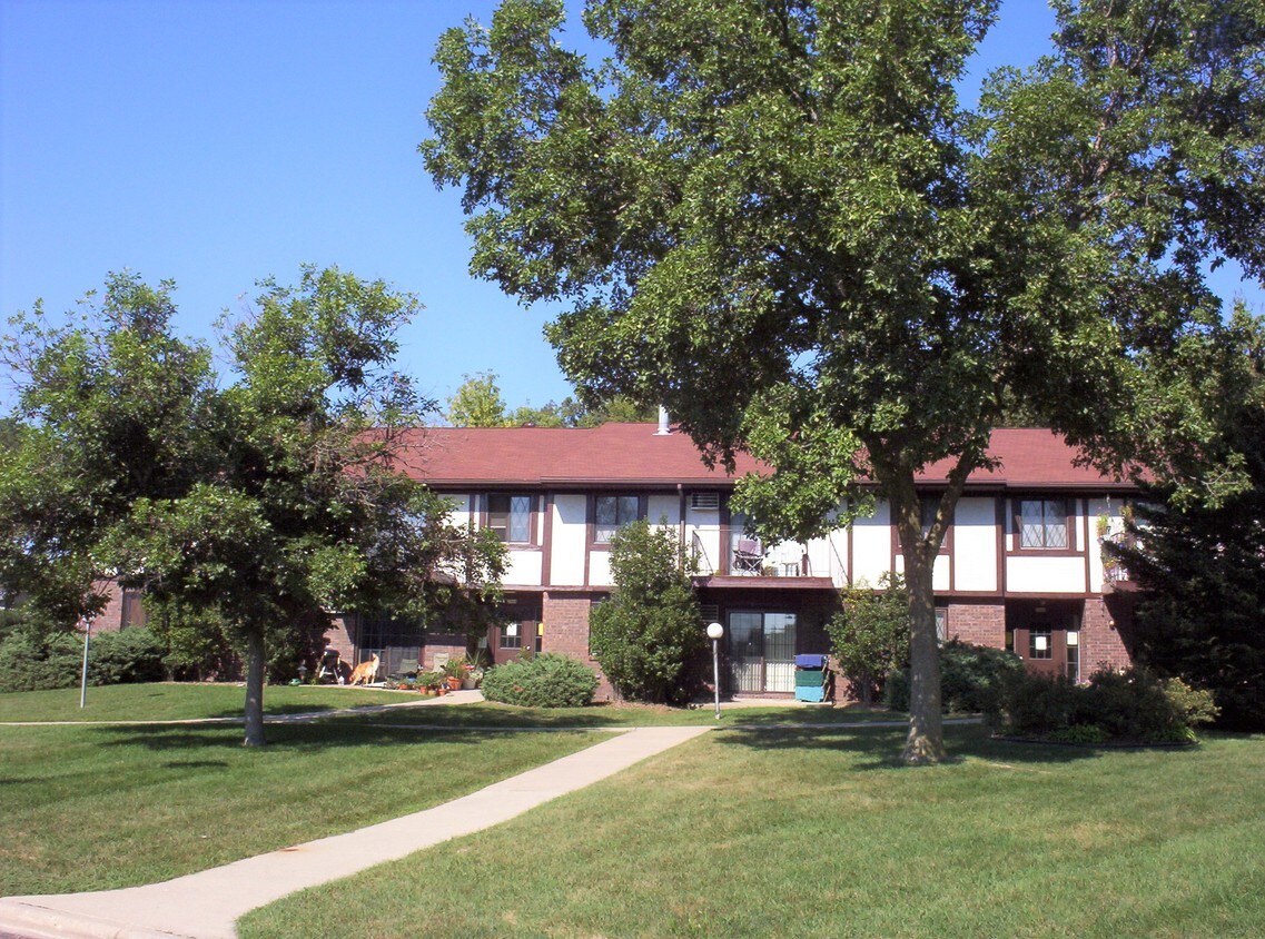 Photo - 2444 Chalet Gardens Ct