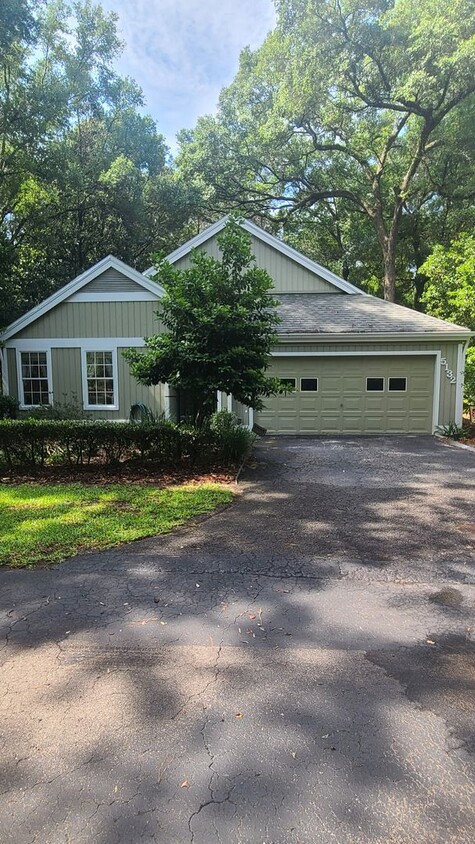 Apartments In Haile Plantation