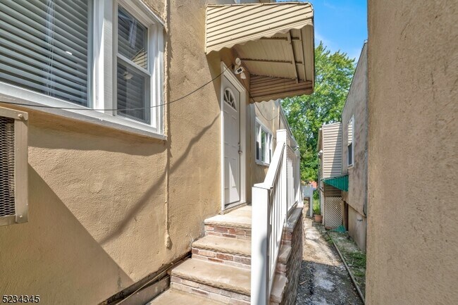 Foto del edificio - 67 Valley St