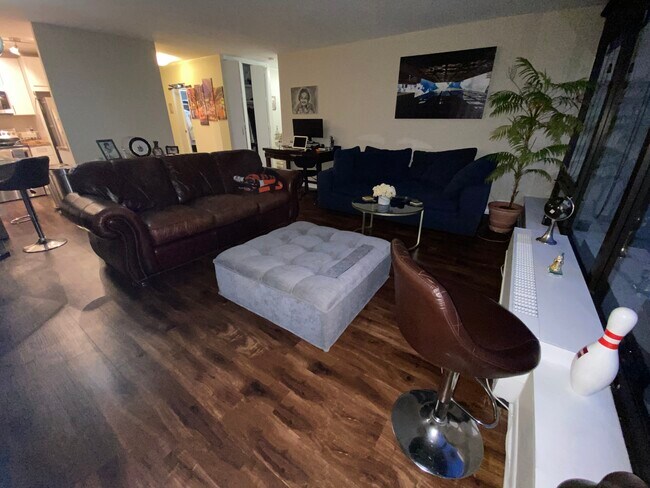 Foto del edificio - 5445 N Sheridan Rd