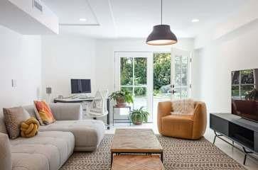 Foto del edificio - 72 Ledge Rd