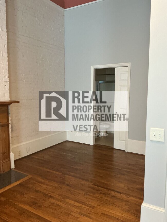 Foto del edificio - 470 Poplar St