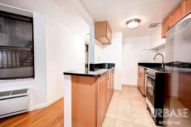 Building Photo - 1 bedroom in NEW YORK NY 10014