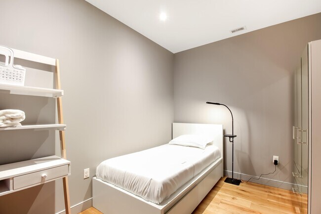 Foto del edificio - 448 K St NW