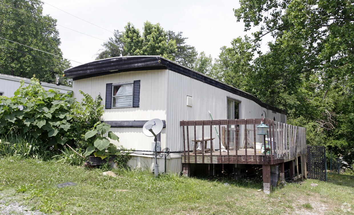 804 Wears Valley Rd, Sevierville, TN 37863 Apartments in Sevierville