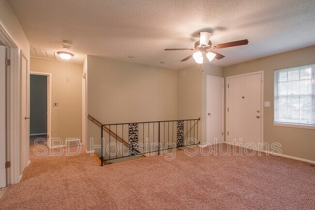 Foto del edificio - 8017 E 87th St