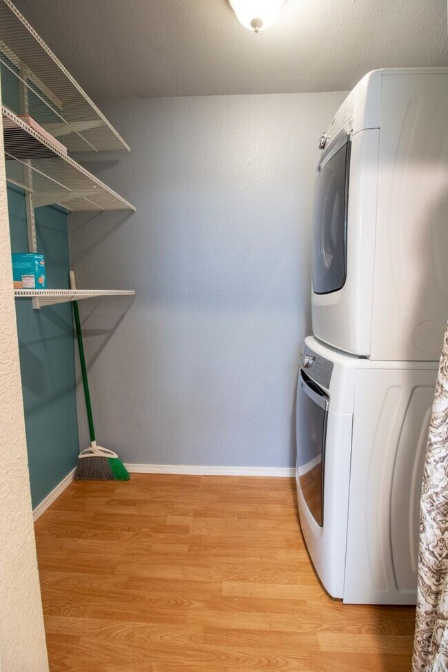 Foto del edificio - 2Bd/2Ba Seattle Condo