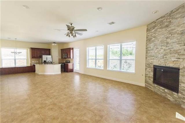 Building Photo - 2600 Almanzor Avenue