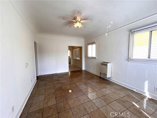 Foto del edificio - 3919 Walton Ave