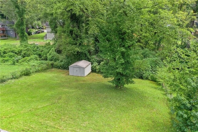 Building Photo - 799 Pine Roc Dr