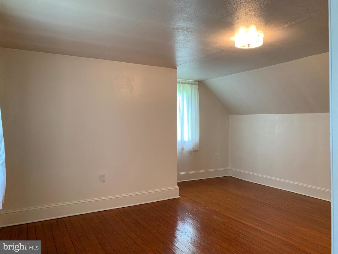 1255 Senseny Rd, Winchester, VA 22602 House Rental in Winchester, VA