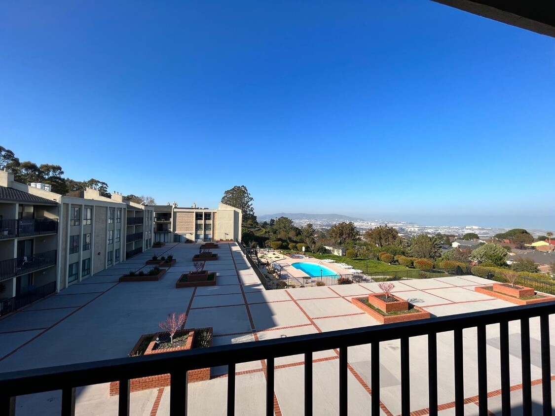 Millbrae Luxury Apartments