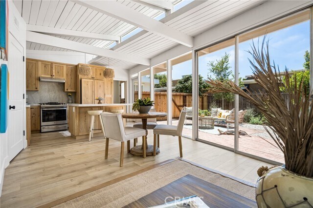 Foto principal - 366 Agate St