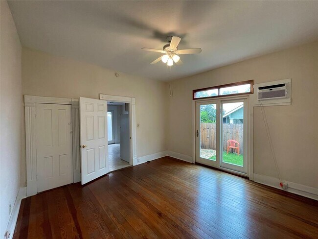 Foto del edificio - 708 W 31st St