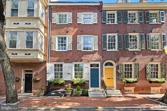 Building Photo - 535 Delancey St