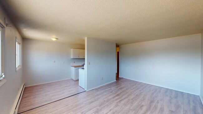Photo du bâtiment - 9656 Hillcrest Dr