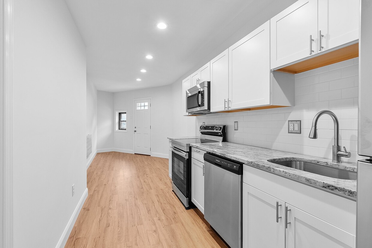 Photo - 3876 Lancaster Ave (Philadelphia, PA)