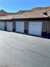 Building Photo - 231 W Horizon Ridge Pkwy