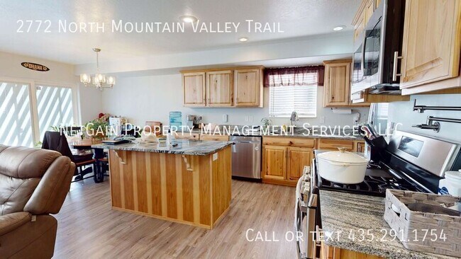 Foto del edificio - 2772 North Mountain Valley Trail