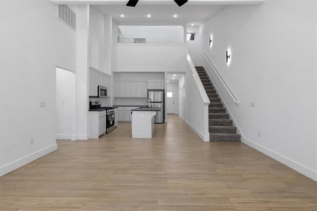 Foto del edificio - 717 Sun Meadows Loop