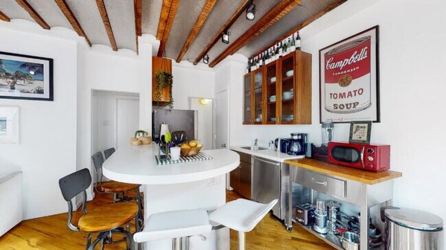 Foto del edificio - 3 bedroom in New York NY 10011
