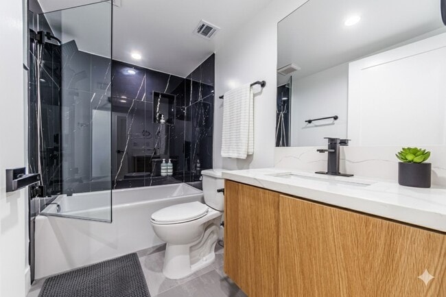 Building Photo - 1658 S. Hayworth Ave