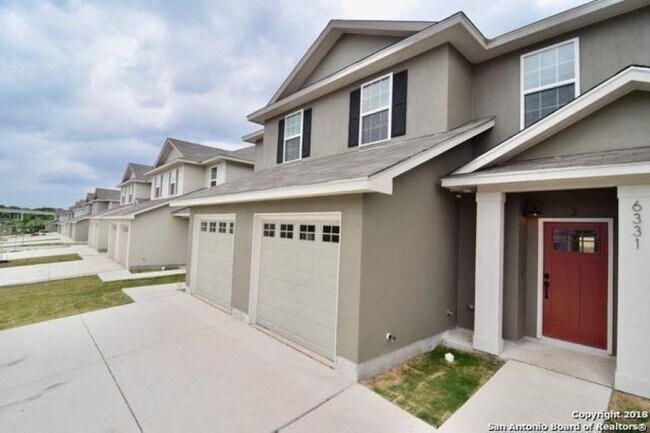 Foto del edificio - 6403 Melanzane Ave