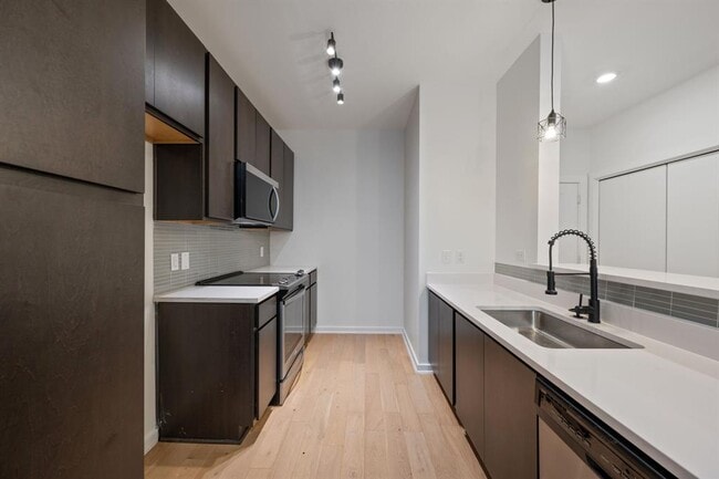 Foto del edificio - 2505 Thornton Rd