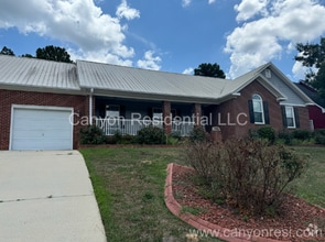 Building Photo - 5348 Miranda Dr