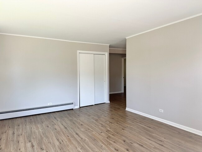 Building Photo - 35339 N Hickory Ln