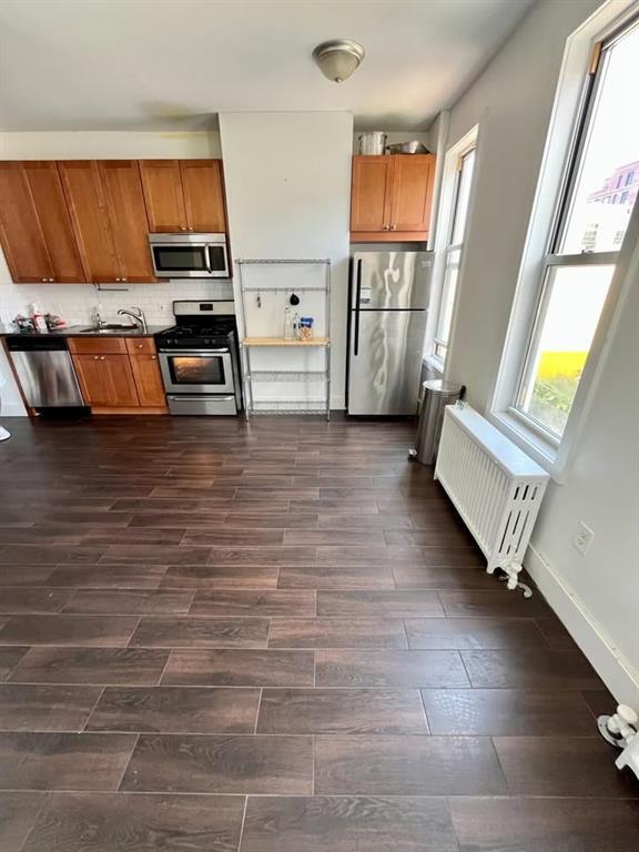 Foto principal - 154A 31st St