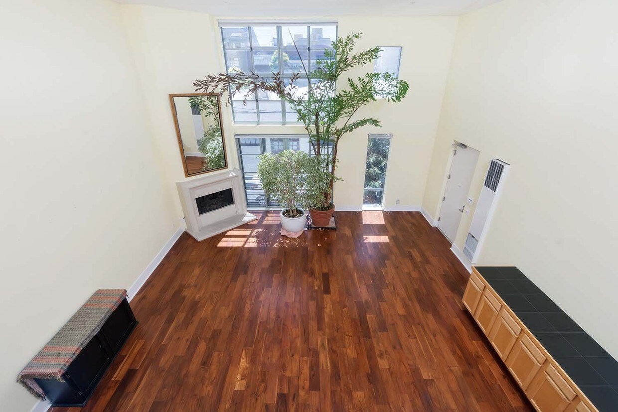 Foto principal - Gorgeous and Spacious Tri-Level Loft in SOMA