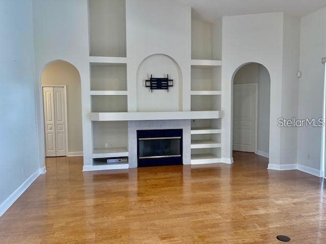 Foto del edificio - 10052 Oakside Ct