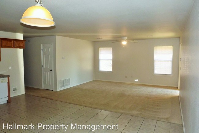 Building Photo - 3 br, 2 bath House - 9201 Orchard Blvd.