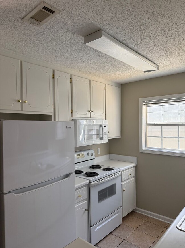 Foto del edificio - 111 Woodberry Dr