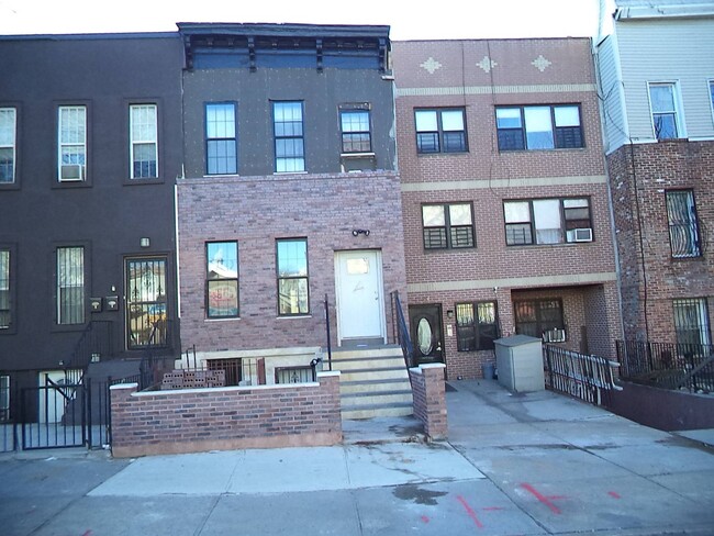 Building Photo - 254A Saratoga Ave