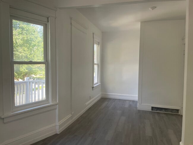 Building Photo - 1440 N 34th St