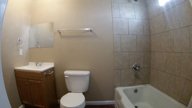 Foto del edificio - Open Floor Plan House - OKC