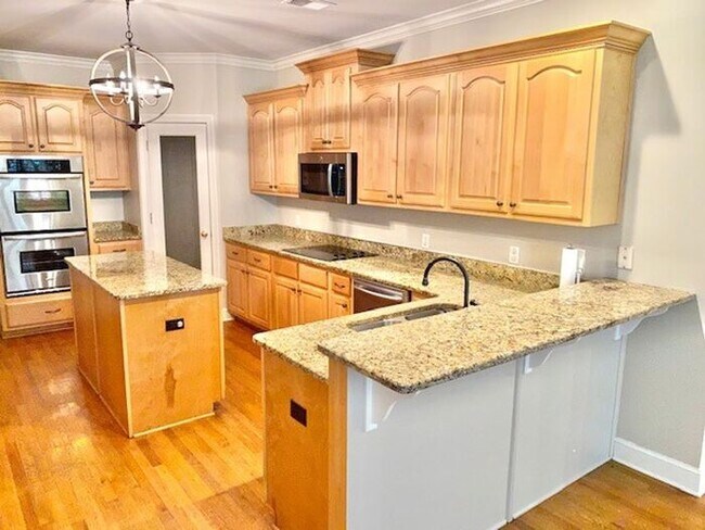 Building Photo - 489 Chickasaw Land Way
