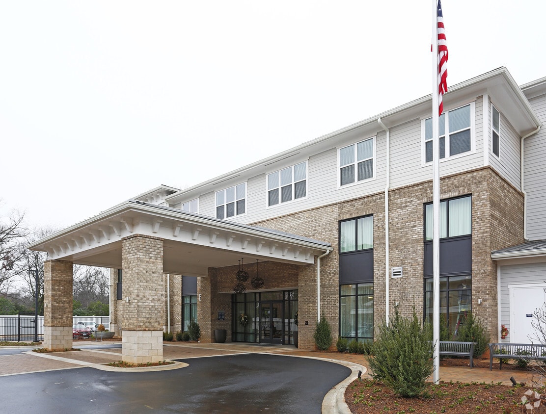 Overture Cotswold 55+ Apartment Homes Apartments Charlotte, NC
