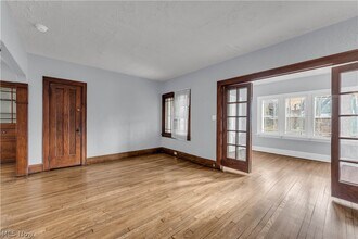Building Photo - 11913 Buckingham Ave