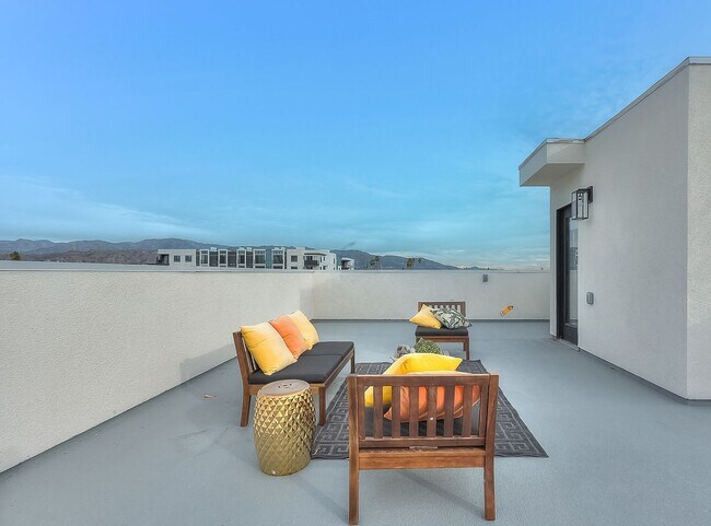 Foto del edificio - 11730 Hamlin St