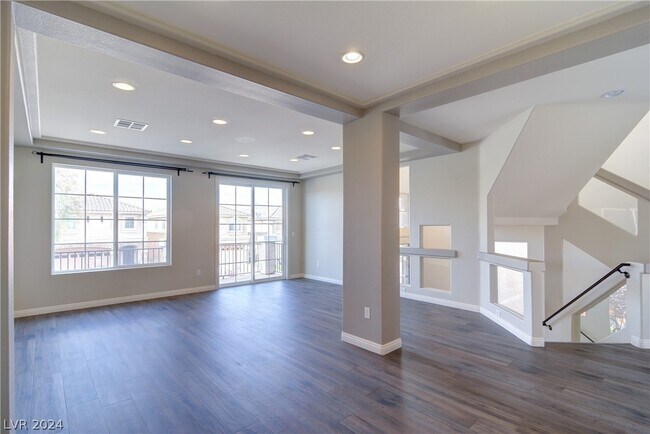 Building Photo - 5329 Tulip Hill Ave